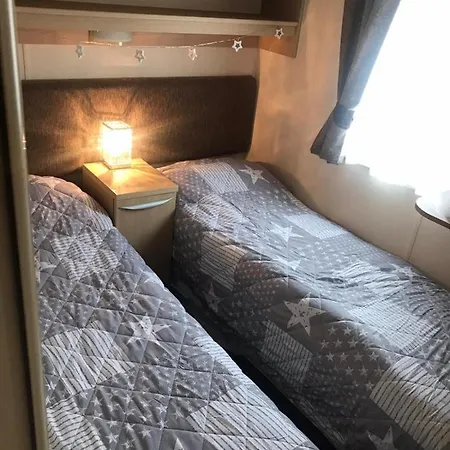 Bungalow 45 *